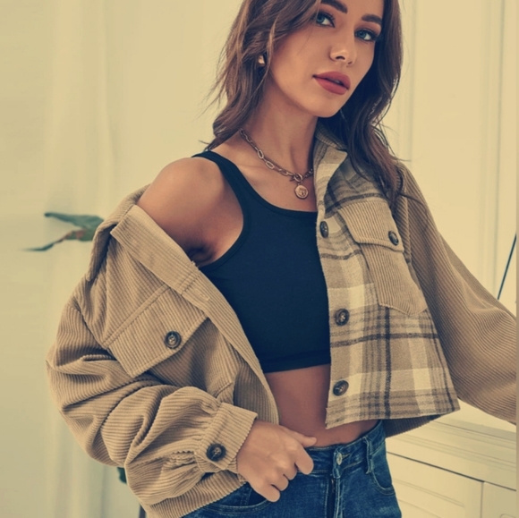 🌸KHAKI-PLAID Cropped Button Down Corduroy Shirt - Picture 1 of 4